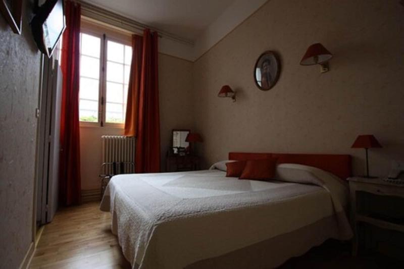 Hotel De La Sologne Божанси Экстерьер фото