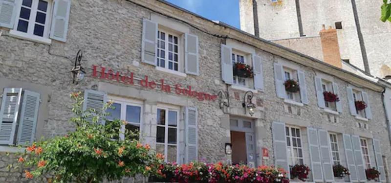 Hotel De La Sologne Божанси Экстерьер фото
